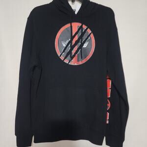 Deadpool and wolverine men's black hoodie Size small